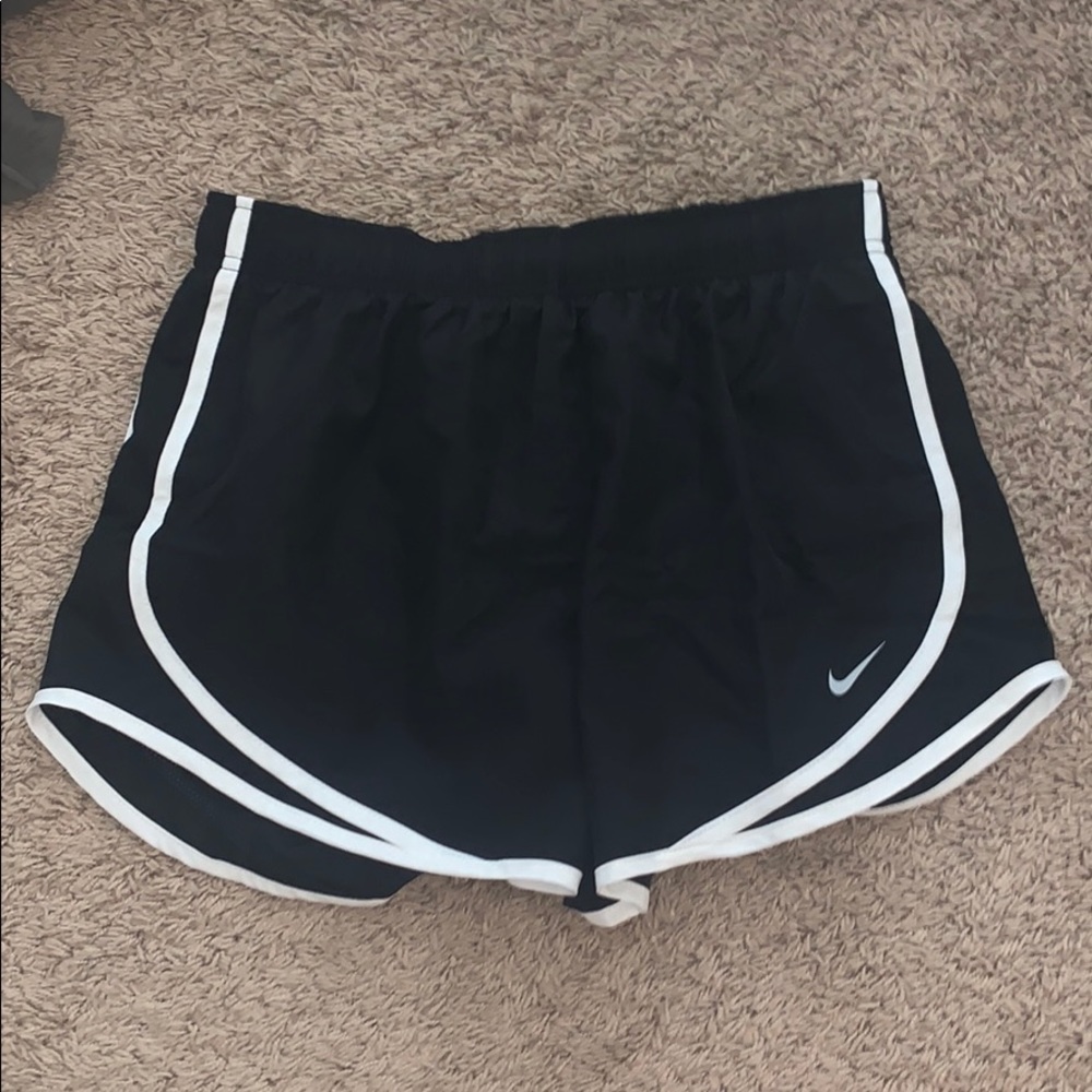 NWT Black Nike shorts